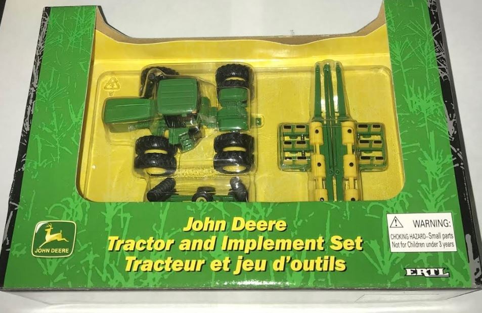 Ertl 4445 1:87 FWD Tractor and Implement Set