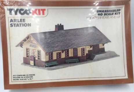 Tyco 7761 HO Scale Arlee Station Plastic Building Kit