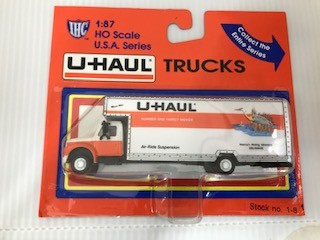 IHC 1-8 HO Delaware U-Haul 26' Moving Truck