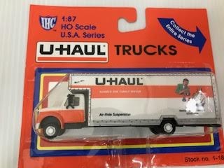 IHC 1-18 HO Louisiana U-Haul 26' Moving Truck