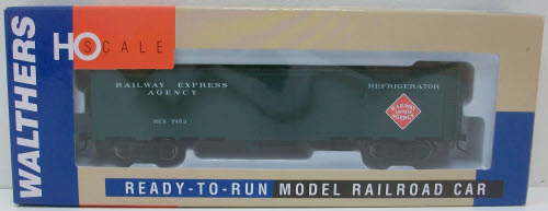 Walthers 932-6241 HO Scale Railway Express Agency 50' Express Reefer #7453