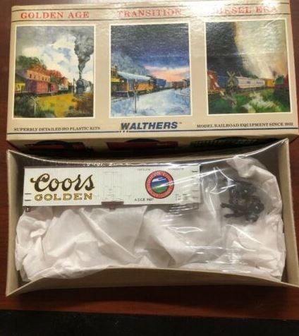Walthers 932-2467 HO Coors 40' DS Wood Reefer