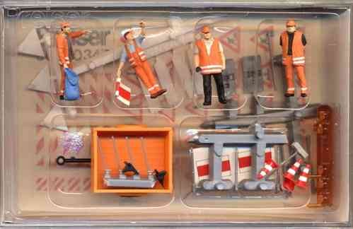 Preiser 10347 HO Road Sweepers Figures with Accessories (Set of 4)